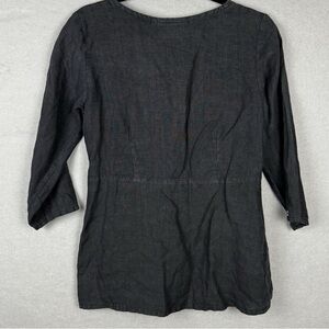 Chic Black Women's Short Sleeve Top